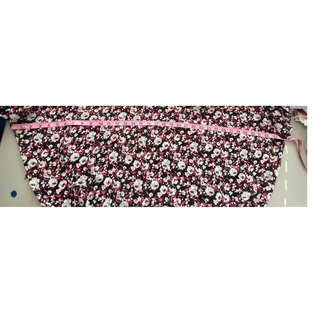 Lane Bryant Floral Dolman Sleeve Bubble Hem Blouse Pink Black Mixed Print 14/16 - Picture 4 of 9